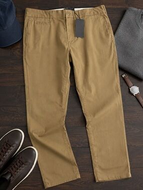 Five Four Regan Men’s Straight Khaki Pants Size 34 NWT